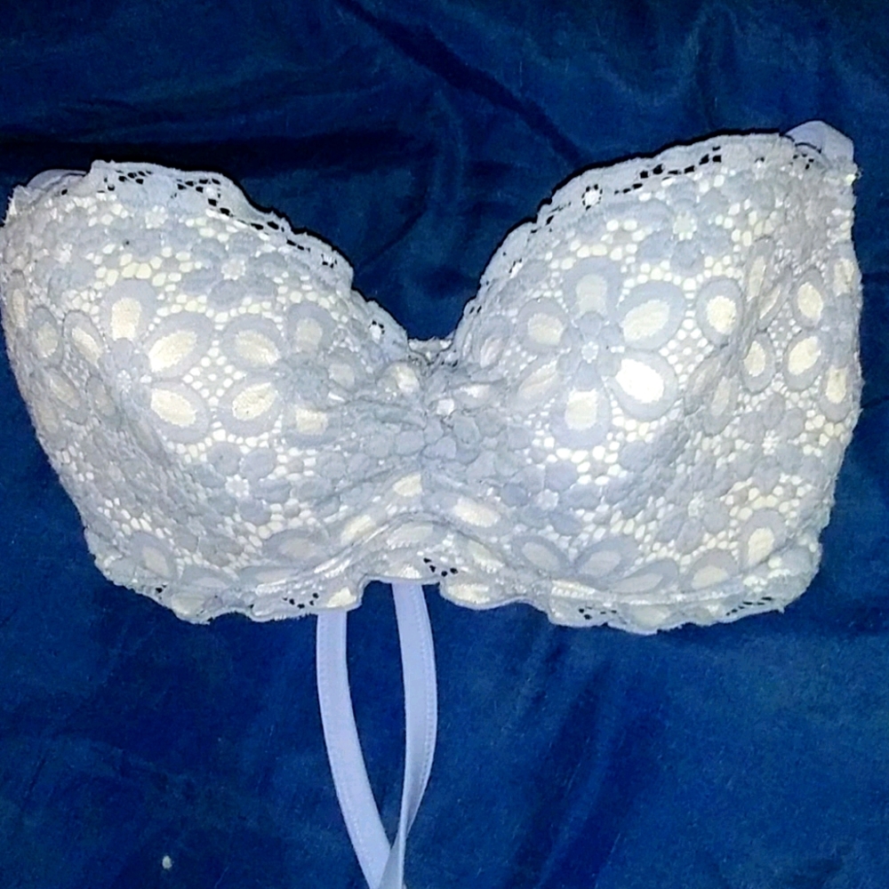 Victoria's Secret Beach Blue Lace Halter Swim Top